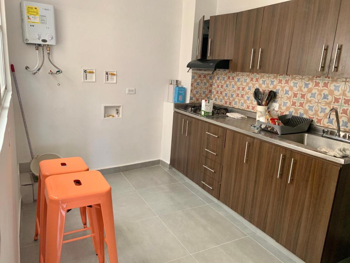 Charming Apartment In Downtown - Home Aris 301 Medellin Bagian luar foto